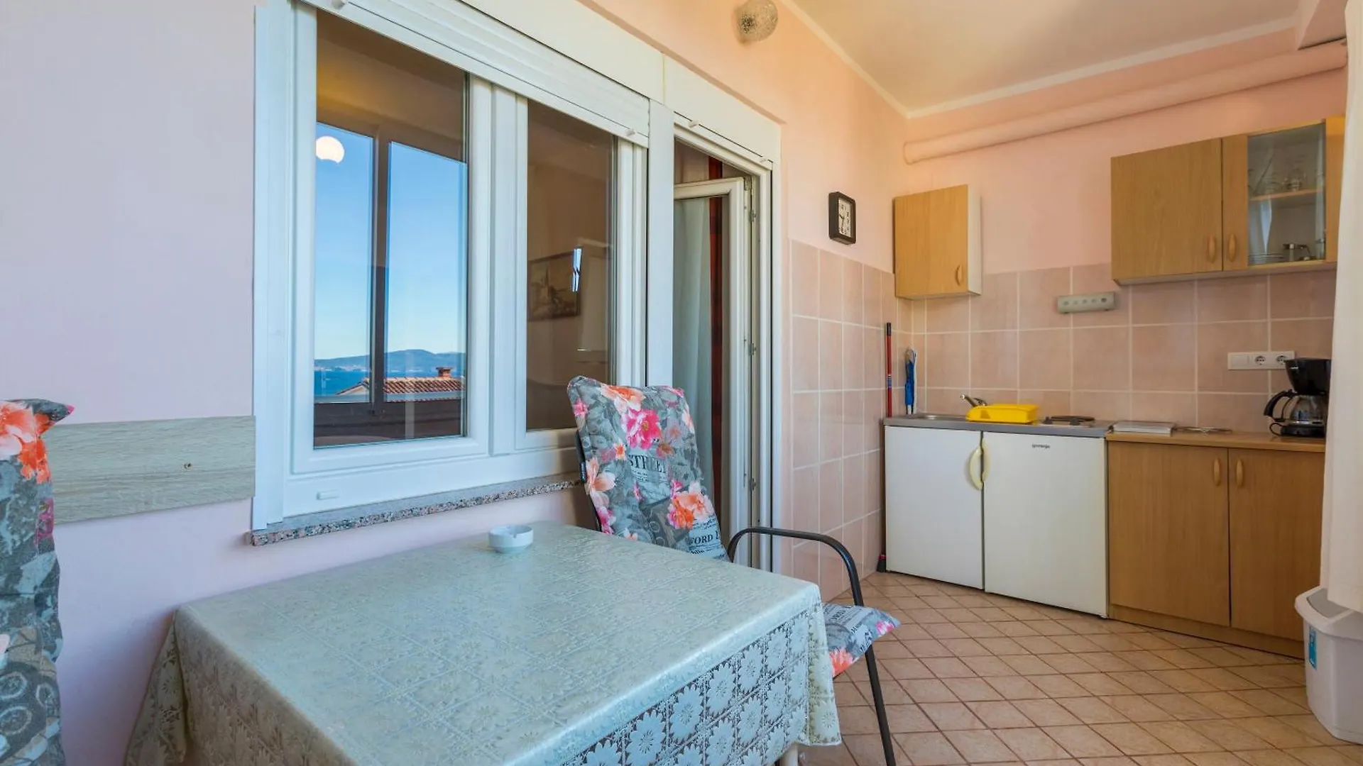 Apartments And Rooms Dotli Selce