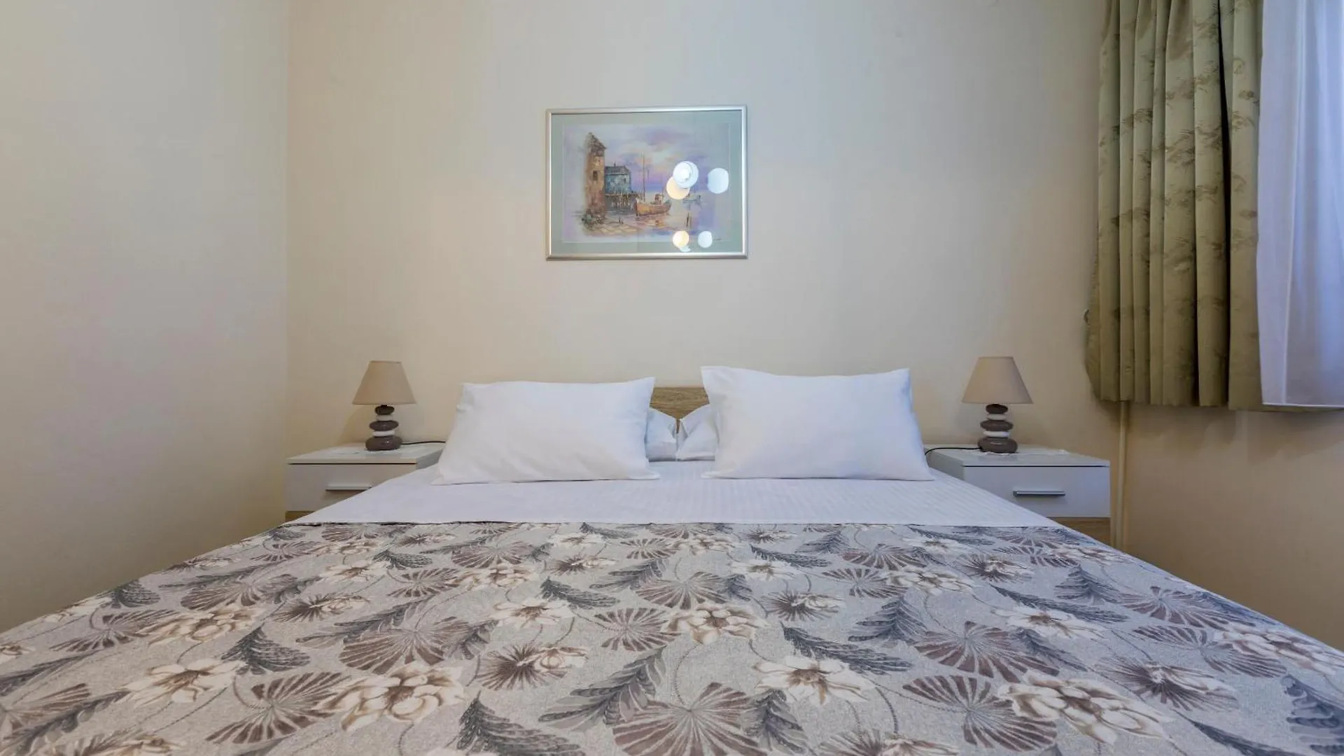 Holiday home Apartments And Rooms Dotli Selce