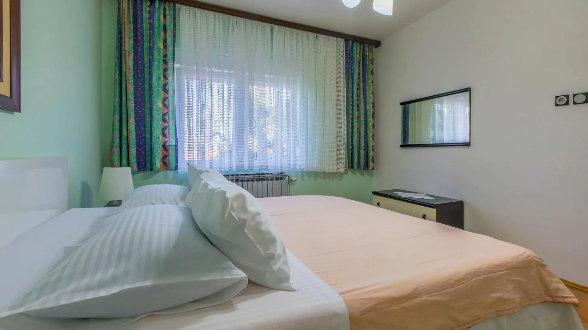 Apartments And Rooms Dotli Selce Holiday home