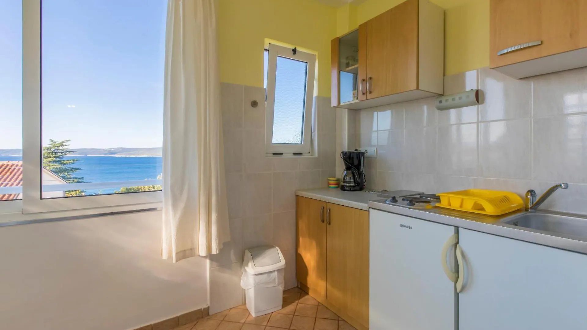 Apartments And Rooms Dotli Selce Croatia