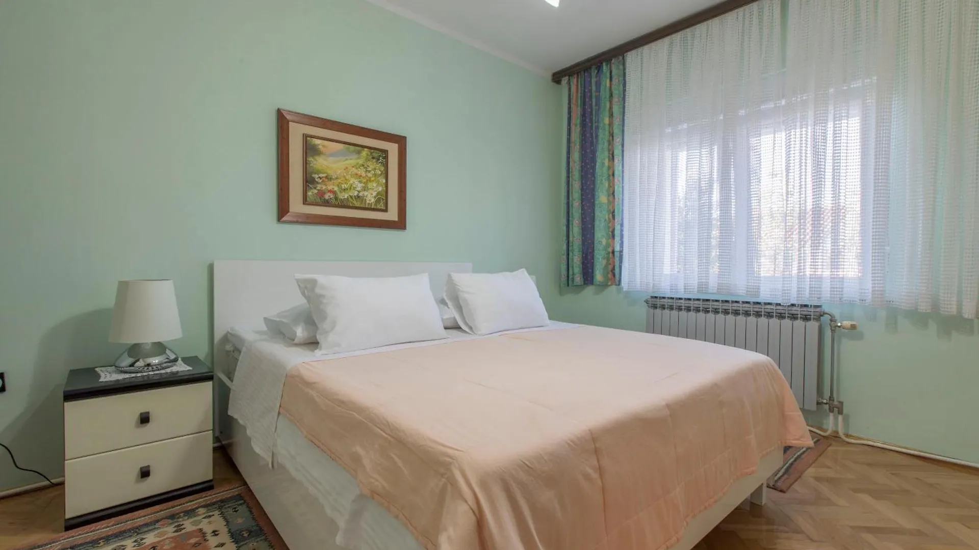 Apartments And Rooms Dotli Selce