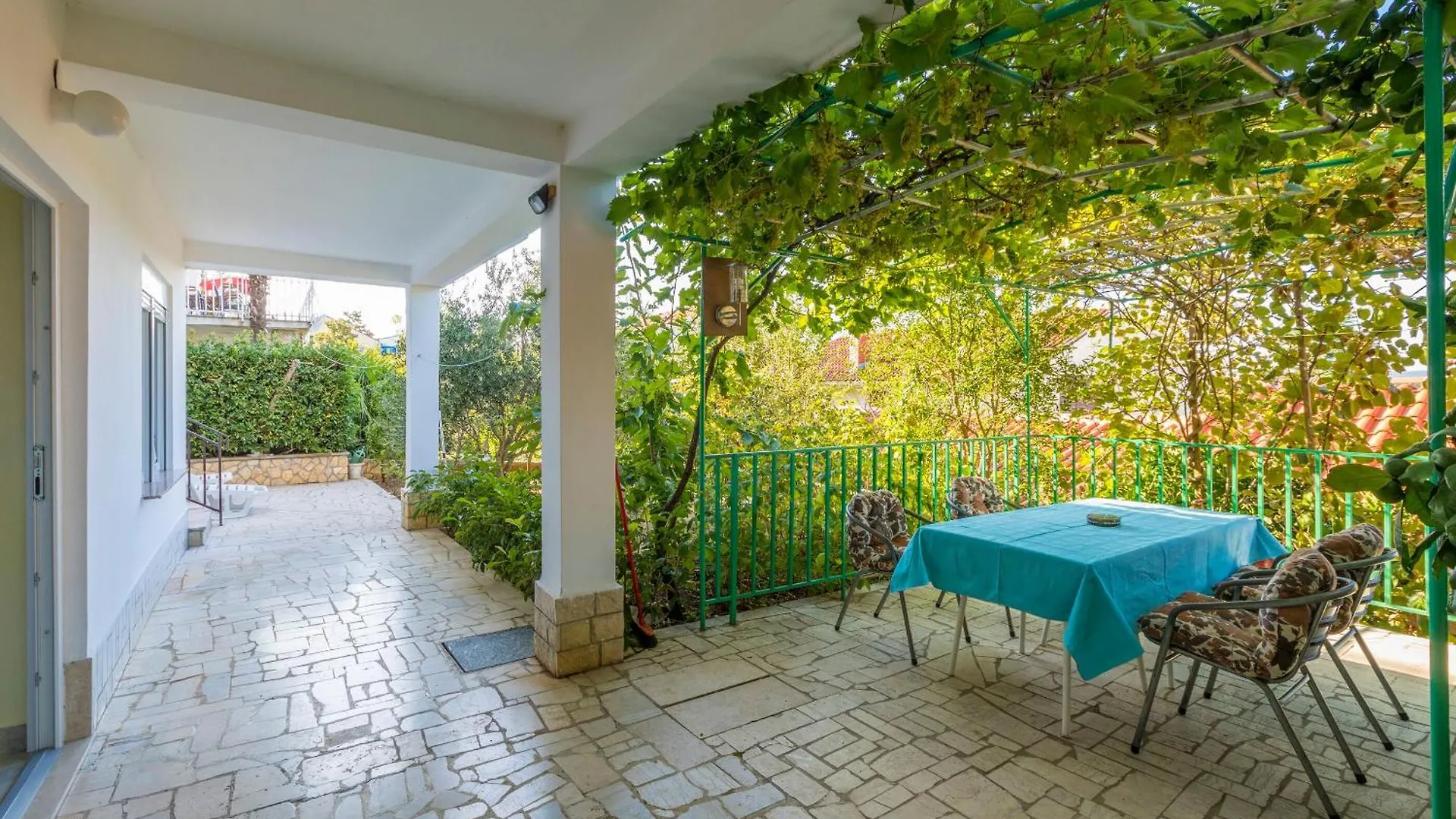 Apartments And Rooms Dotli Selce